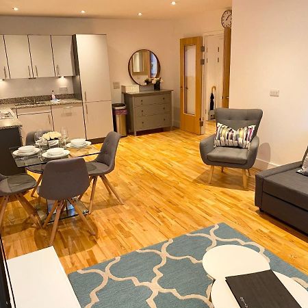 Urban Living'S - The Burley Luxury City Apartment Oxford Buitenkant foto